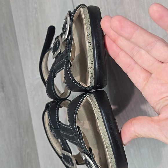 SAS Women Comfort Tripad Black Leather Sandals with Buckle Straps Shoes Sz 7M - Picture 4 of 12